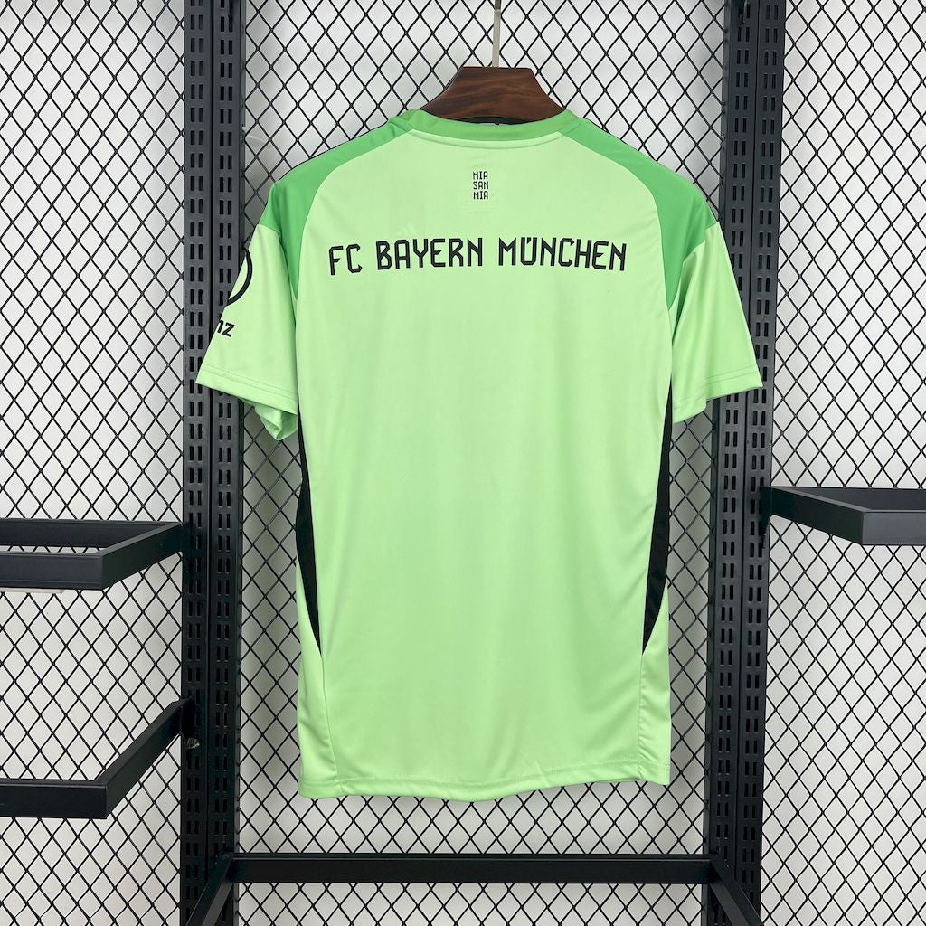 BAYERN MUNICH GOALKEEPER 25/26
