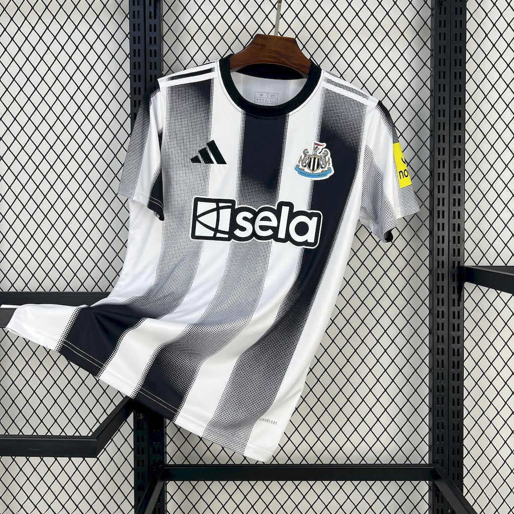 NEWCASTLE UNITED UNITED HOME 25/26