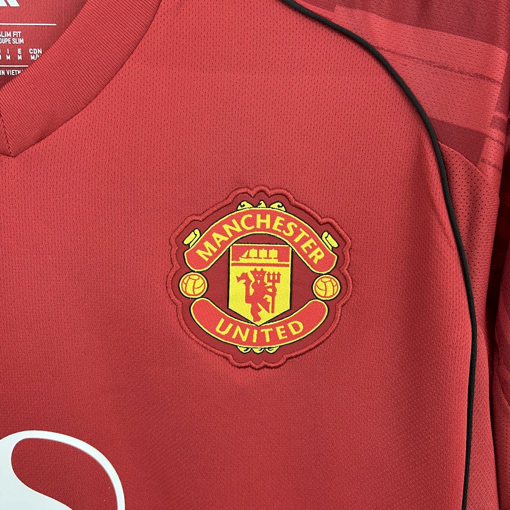 MANCHESTER UNITED HOME 25/26