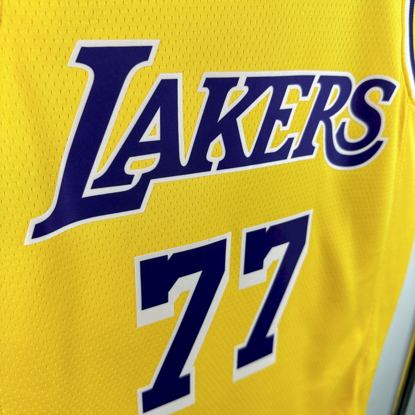LOS ANGELES LAKERS ICON EDITION 24/25