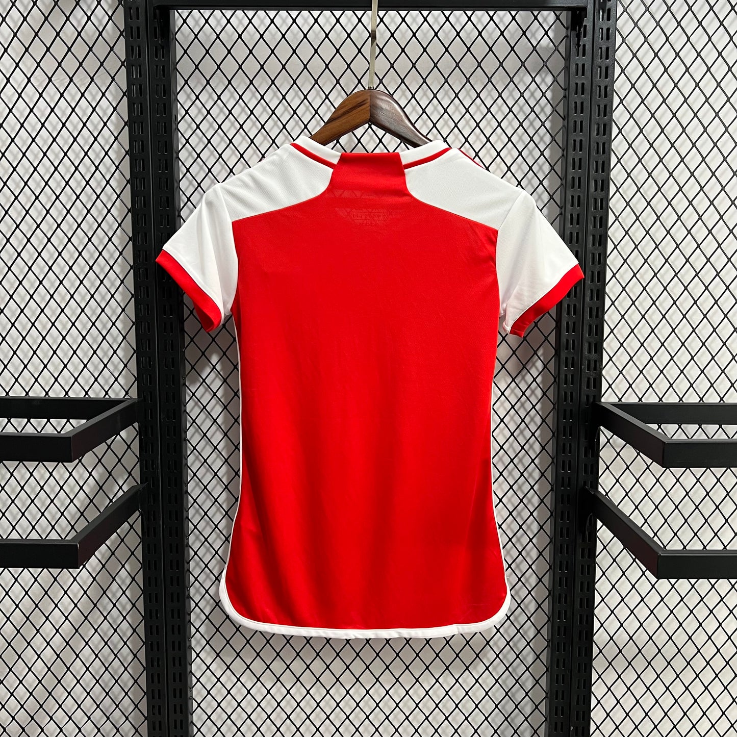 INTERNACIONAL HOME 24/25 WOMAN