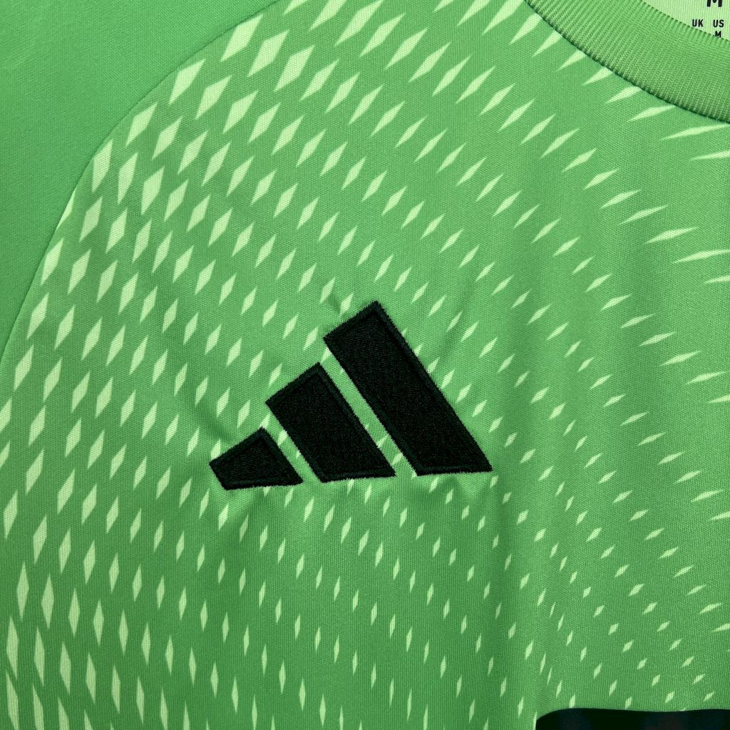 BAYERN MUNICH GOALKEEPER 25/26