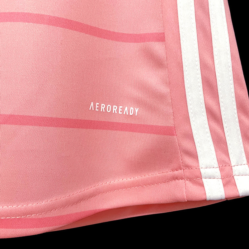 INTERNACIONAL SPECIAL EDITION PINK 21/22 WOMAN