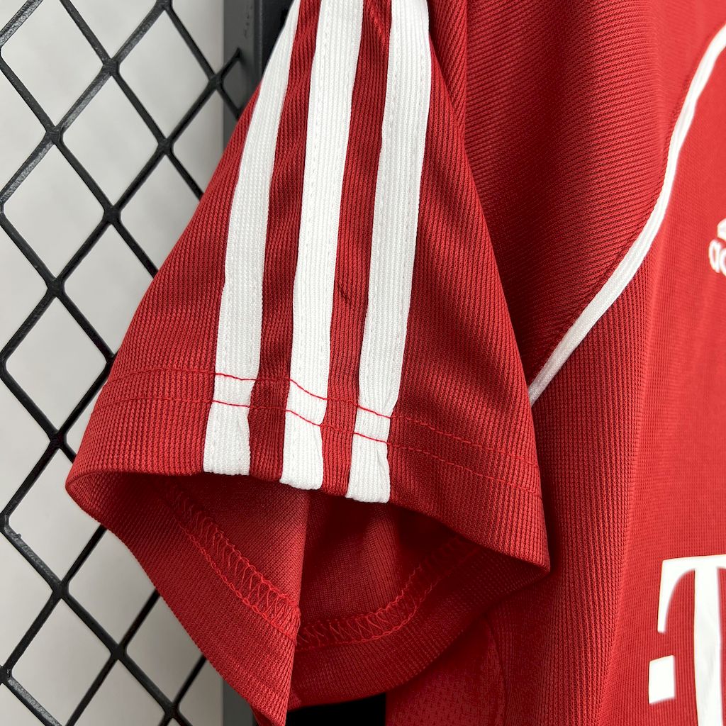 BAYERN MUNICH RETRÔ HOME 05/06