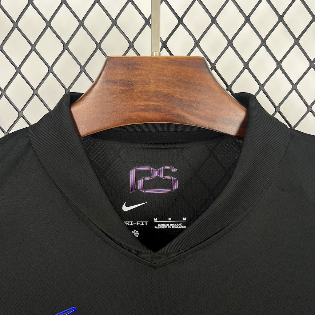 BARCELONA X TRAVIS SCOTT - 24/25