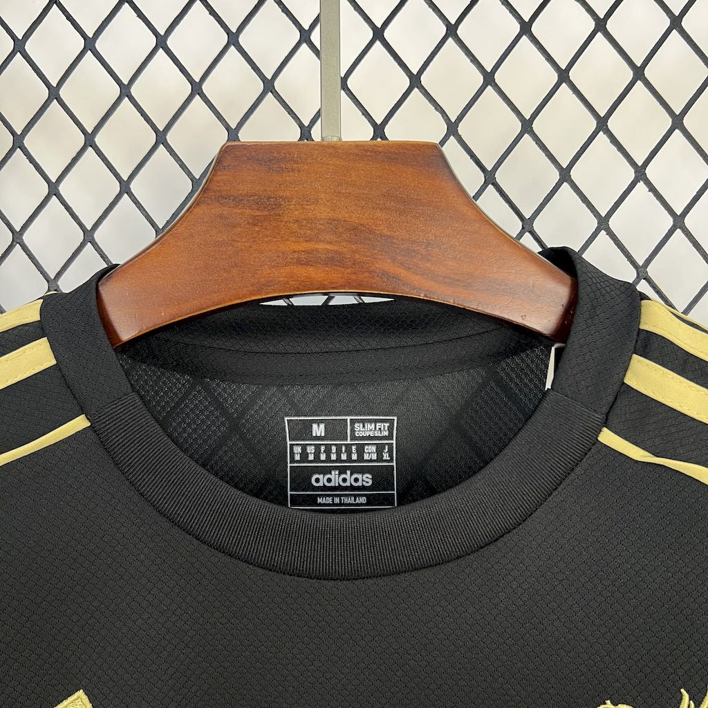 LIVERPOOL BLACK AND GOLD EDITION 25/26