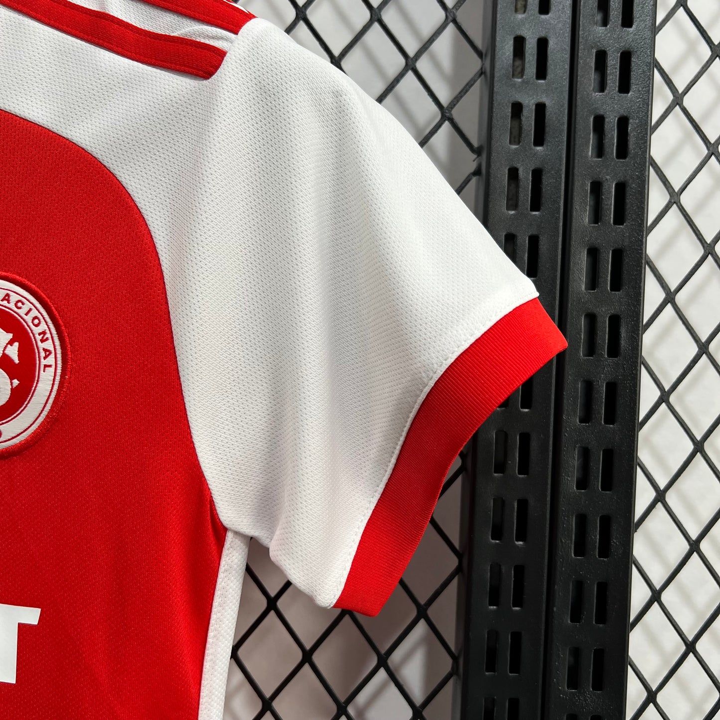 INTERNACIONAL HOME 24/25 WOMAN