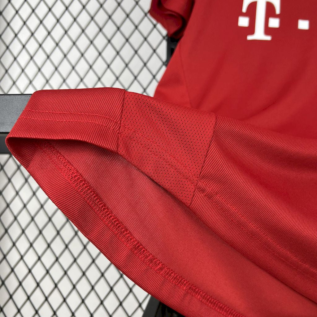 BAYERN MUNICH RETRÔ HOME 05/06